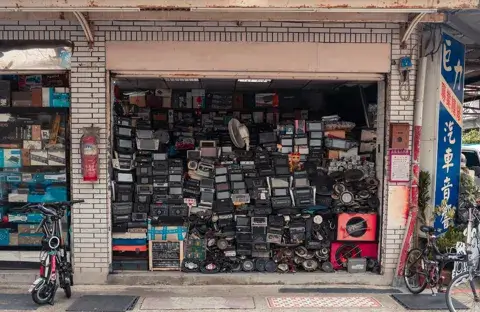 elektronik eşya dükkanı